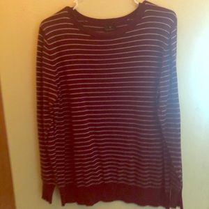 A long sleeve shirt